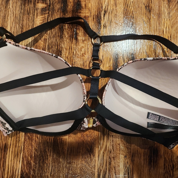 Victoria's Secret Blue and Pink Bra Set Accessories - Picture 7 of 9